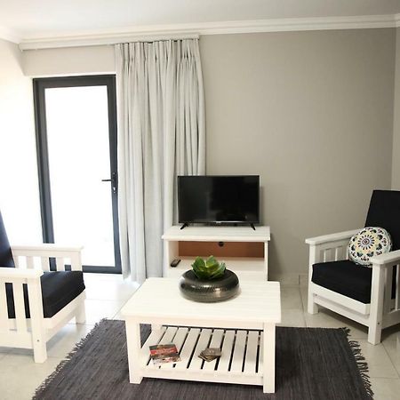 Mari-Amor Self-Catering Apartments 莫塞尔湾 外观 照片