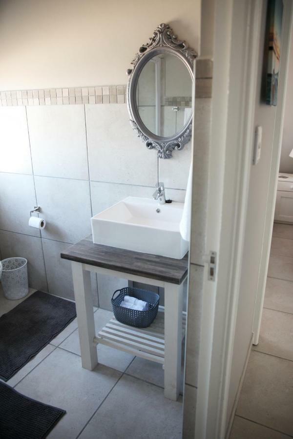 Mari-Amor Self-Catering Apartments 莫塞尔湾 外观 照片